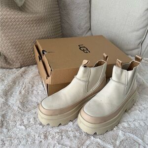 UGG Women's Cream Platform Boots Brisbane